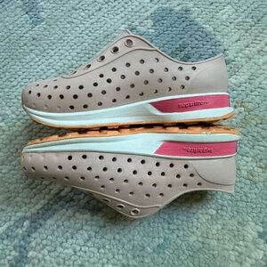 Native shoes robbie sugarlite slip-on sneaker